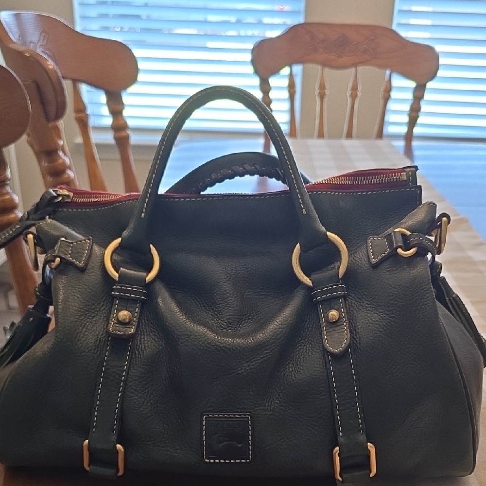Vintage Dooney & Bourke Dark Green Florentine Leather Handbag with Gold Accents